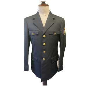 descubre-el-elegante-traje-de-gala-de-la-policia-nacional-calidad-y-distincion-en-cada-detalle